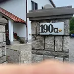 Lipica Hostelsezana Lokev