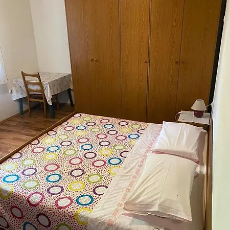 B&B Lokev Lipica Hostelsezana לינה וארוחת בוקר