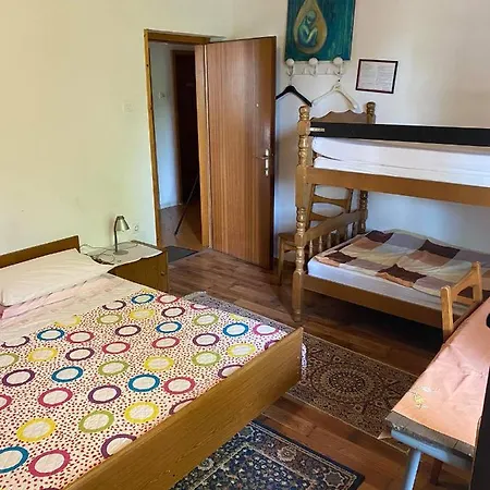 B&B Lokev Lipica Hostelsezana Отель типа 