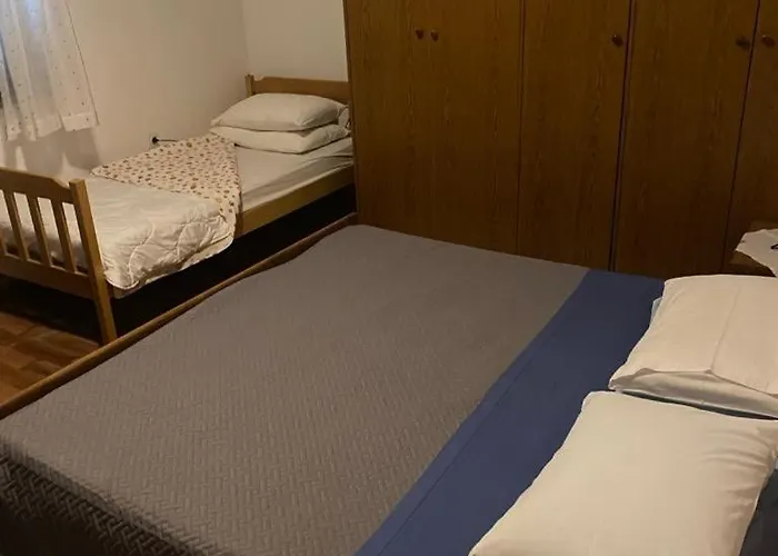 Couette-café Lipica Hostelsezana