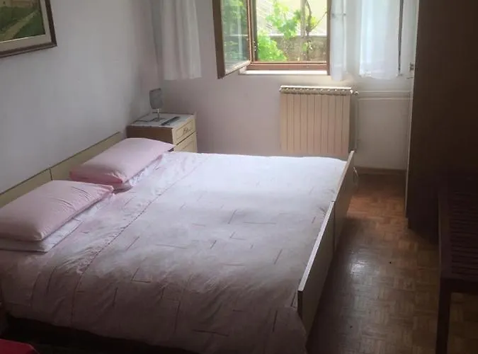 B&B Lokev Lipica Hostelsezana ベッド・アンド・ブレックファスト *